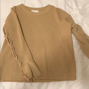 SMALL. Light brown sweater